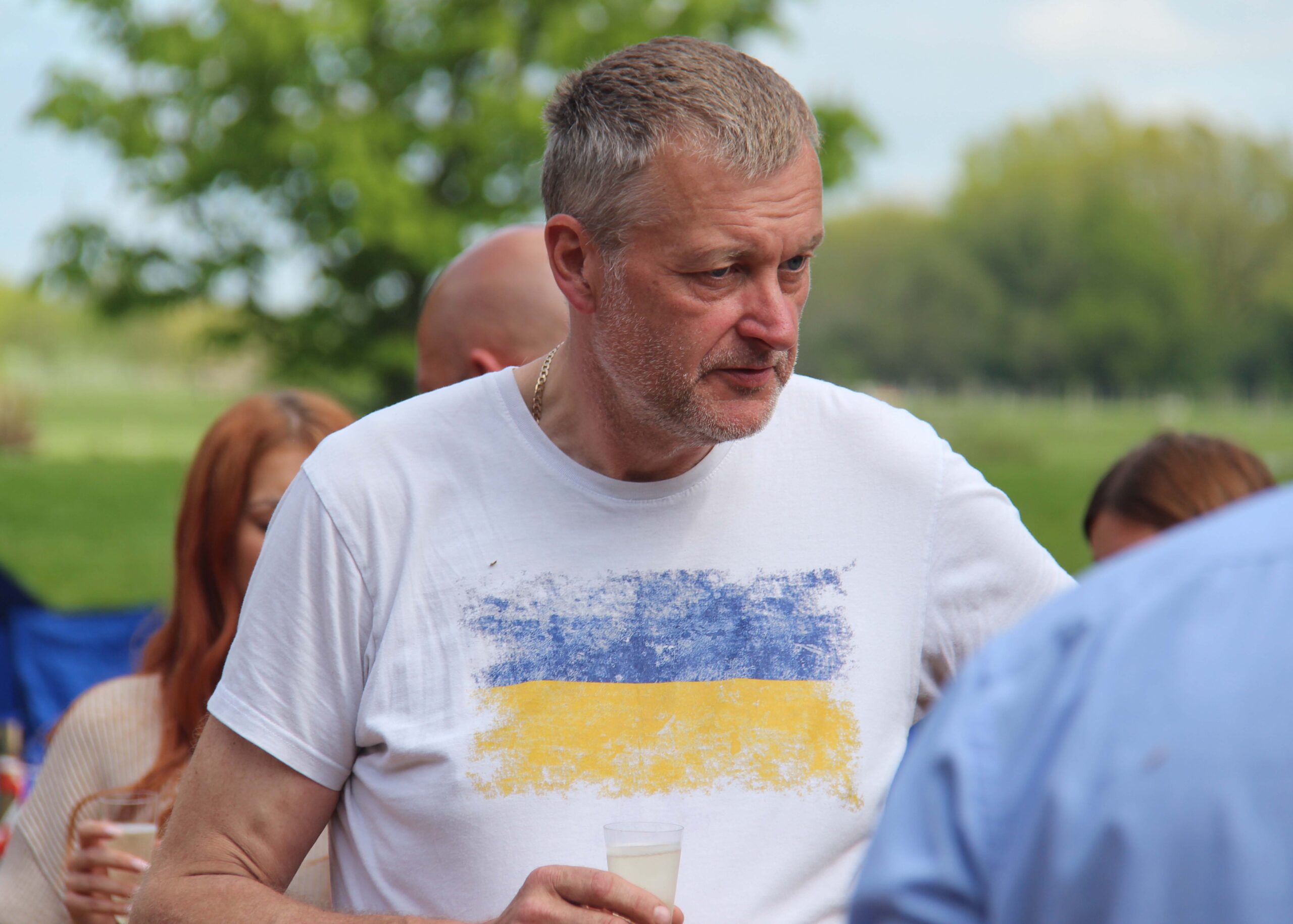 Guy begins to wish he had not gone to Primark for his T shirt